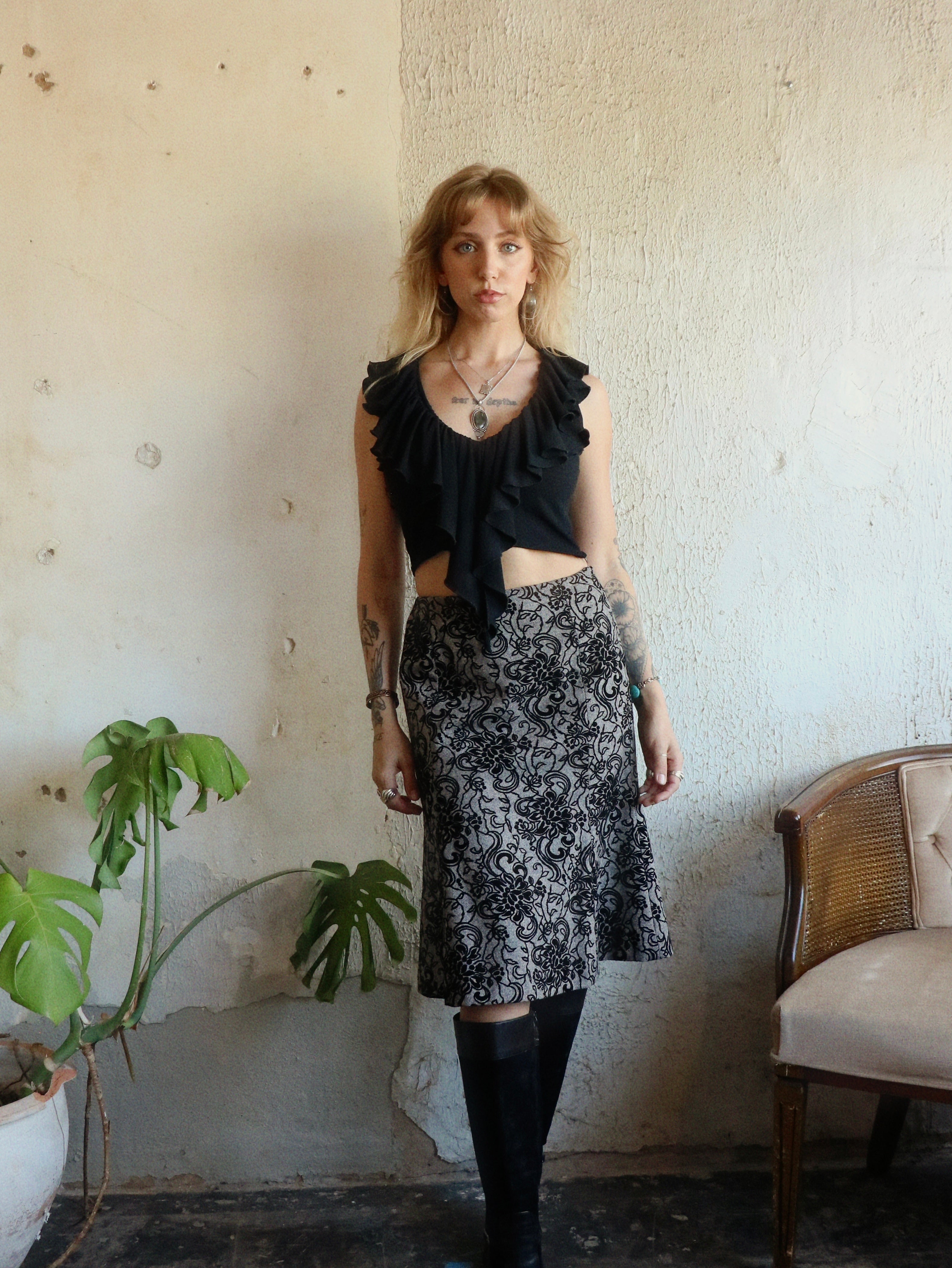 Y2K Dèvorè Velvet Midi Skirt - Size 2P (XS)