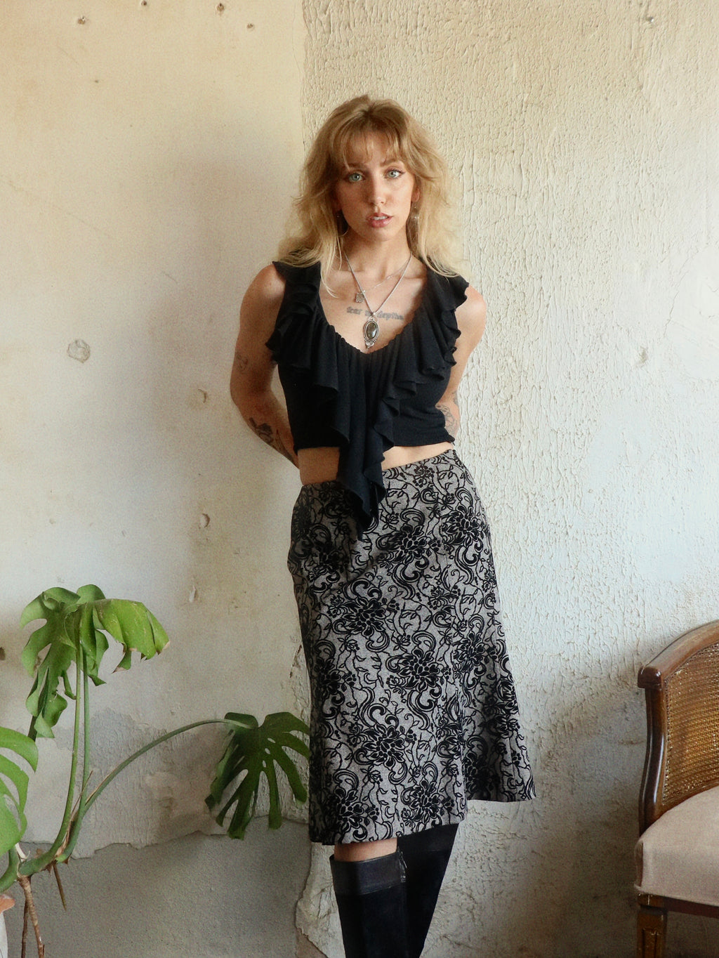 Y2K Dèvorè Velvet Midi Skirt - Size 2P (XS)