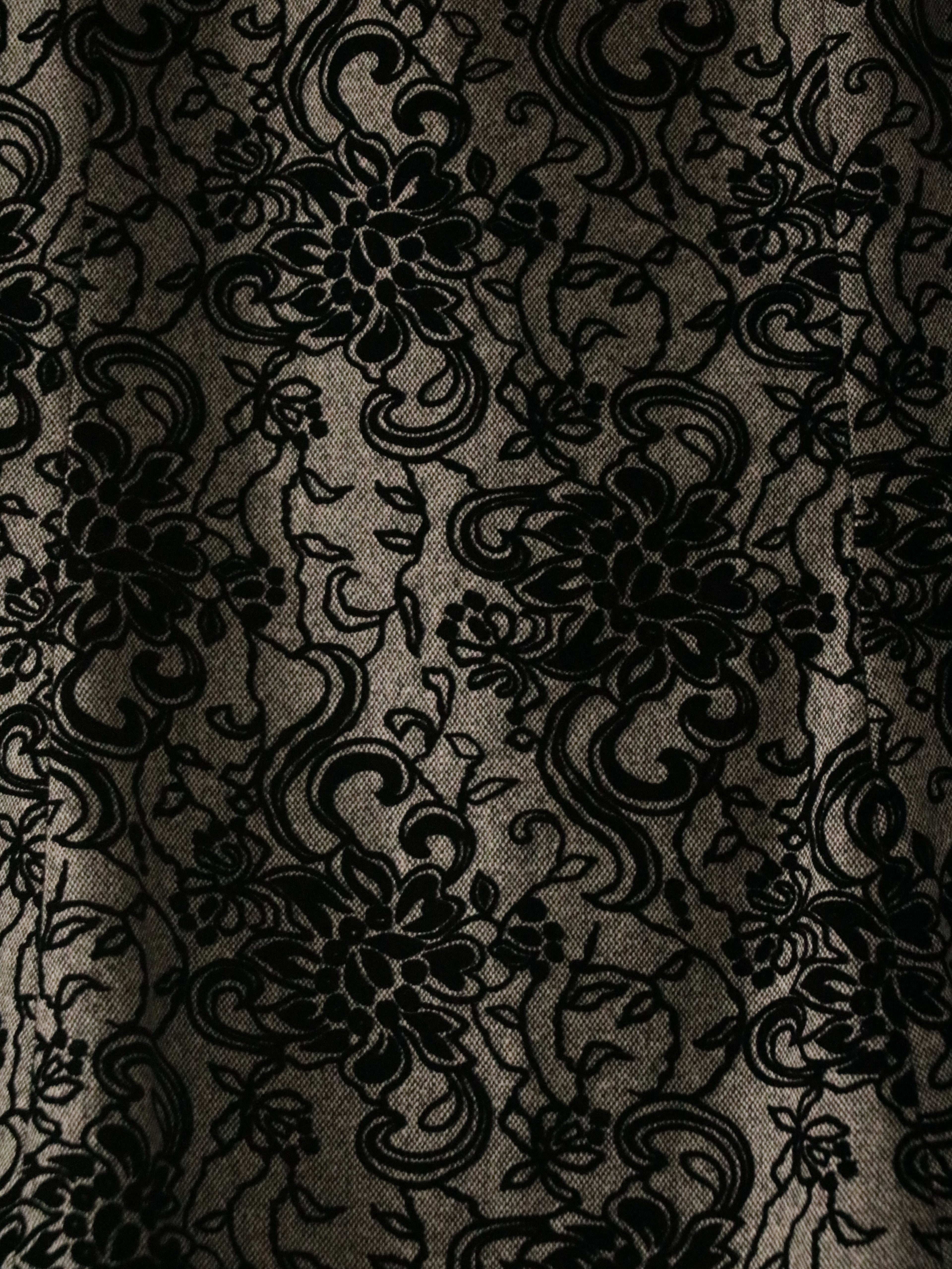 Y2K Dèvorè Velvet Midi Skirt - Size 2P (XS)