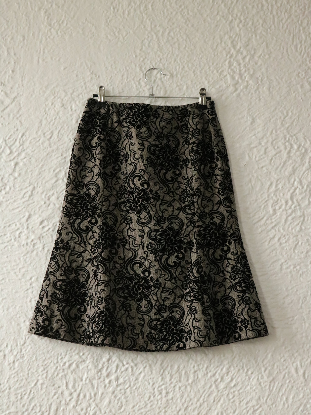 Y2K Dèvorè Velvet Midi Skirt - Size 2P (XS)