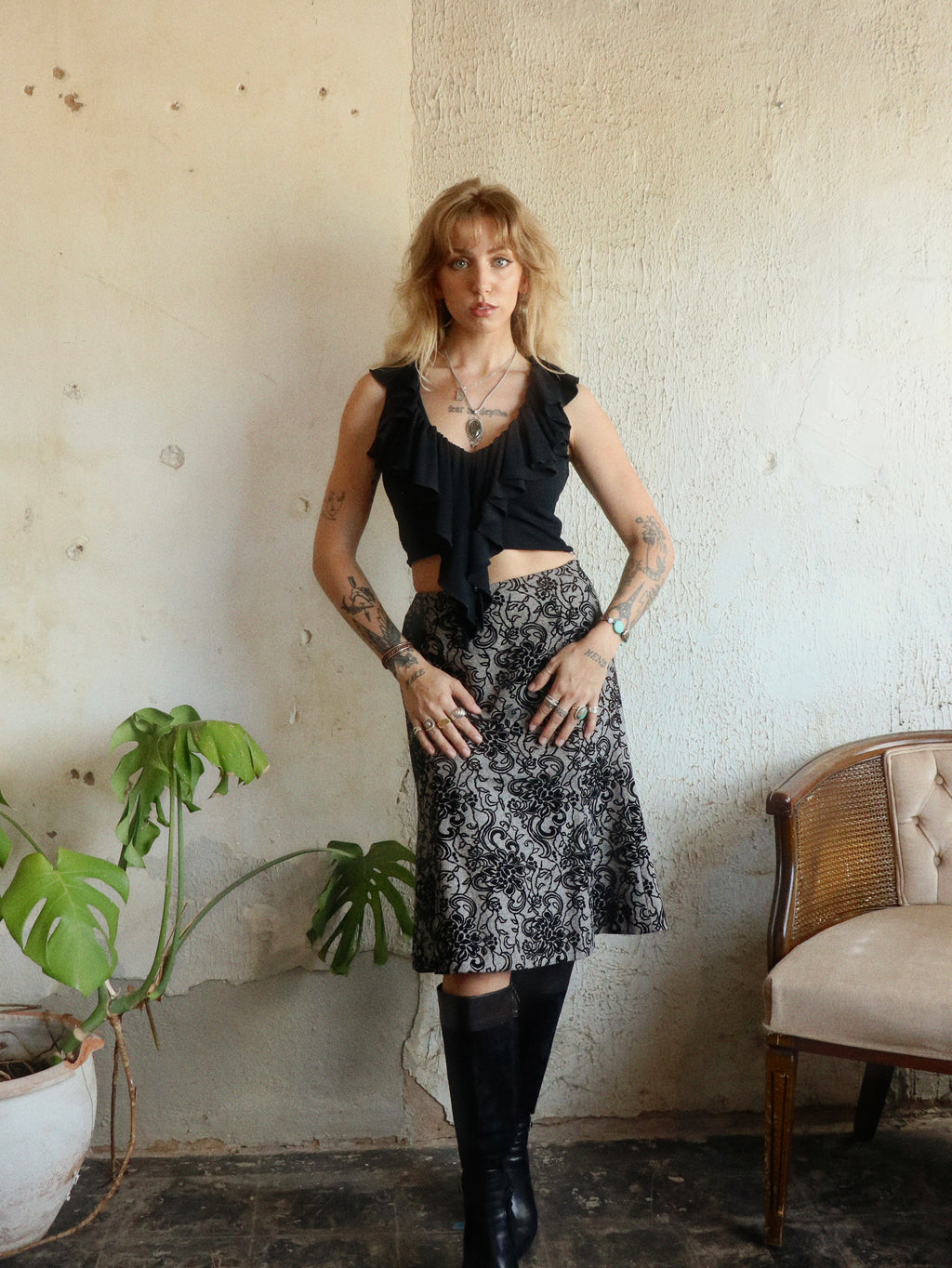 Y2K Dèvorè Velvet Midi Skirt - Size 2P (XS)